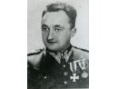 Fotografia ppor. Mieczysława Moldy w mundurze i fotokopia jego dowodu tożsamości.