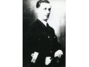 Fotografia: Alojzy Mrozik w mundurze komandora porucznika Marynarki Wojennej.