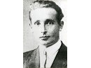 Fotografia: Henryk Duszyński w garniturze.