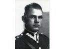 Fotografia: Stanisław Kulisiewicz w mundurze podporucznika.