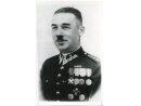 Fotografia: Funkcjonariusz Straży Granicznej Tadeusz Franciszek Chełmecki w mundurze.