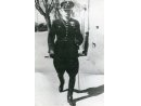Fotografia: Podkomisarz PP Lucjan Wiechecki w mundurze.